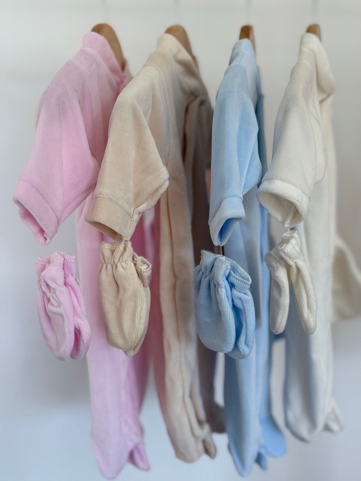 Coffret Premiers Rêves – Gigoteuse, Pyjama, Doudou & Tétine